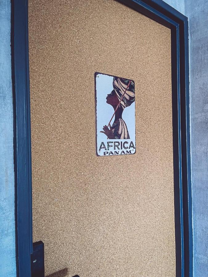 Africa Panoramique By Carl-Emilie Hotel เอปินาล ภายนอก รูปภาพ