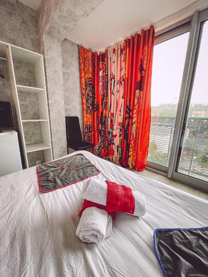 Africa Panoramique By Carl-Emilie Hotel เอปินาล ภายนอก รูปภาพ